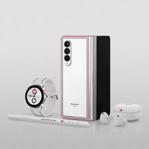 Samsung Galaxy Z Fold3 Thom Browne Edition