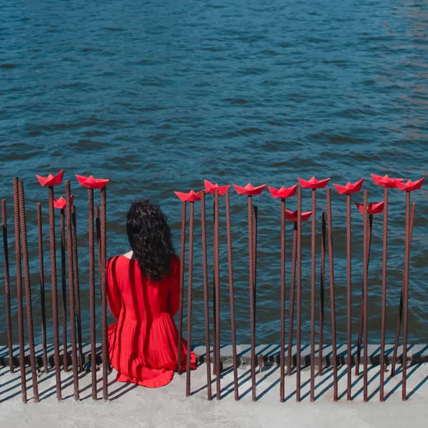 Dasha Pears, Minutes Go By.jpg