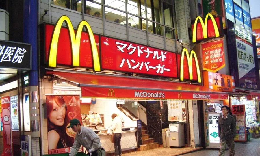 日本麥當勞最老店員！93歲老翁樂上一週4天夜班