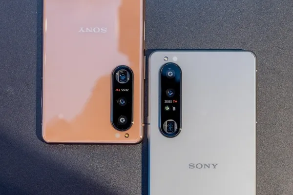 Xperia 5 III
