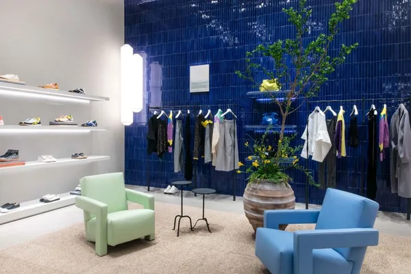 LOEWE_JUN_0879.jpg
