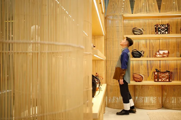 LOEWE_藝術家范承宗_LOEWE 高雄概念店_2021-09-03_侯俊偉攝影_ (17)_修.