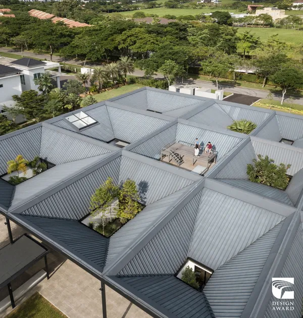 2021金點設計獎標章獲獎作品：Cloister House（Formwerkz Architect