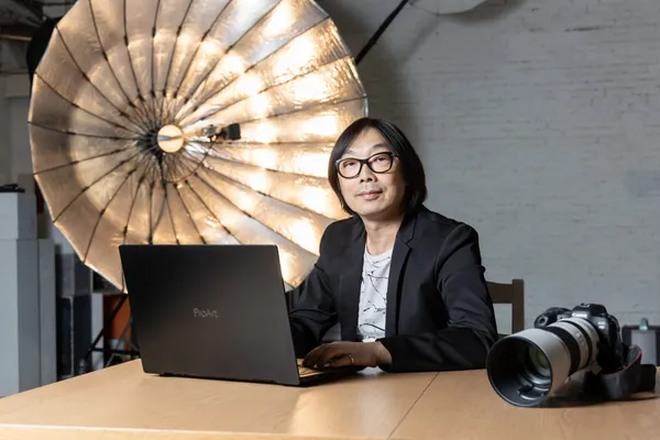 時尚攝影師黃天仁並肩 ASUS ProArt Studiobook 16： 全球首創繪圖旋鈕、螢幕顯示忠於原色，精準復刻腦海想像！