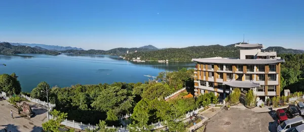 承億文旅潭日月 (1).jpeg