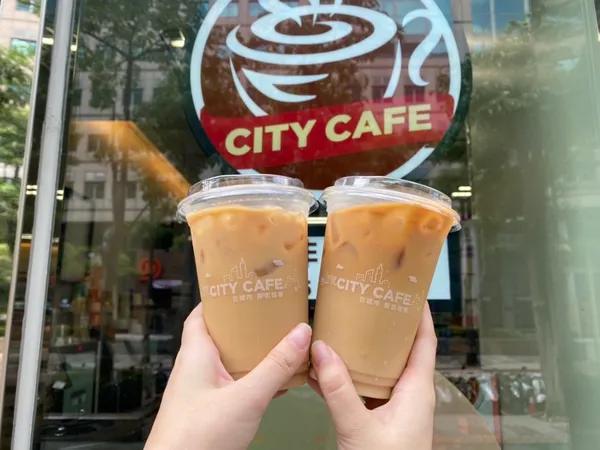 迎接國際咖啡日，9月29日至10月1日至7-ELEVEN門市購買CITY CAFE大杯冰燕麥拿鐵享買