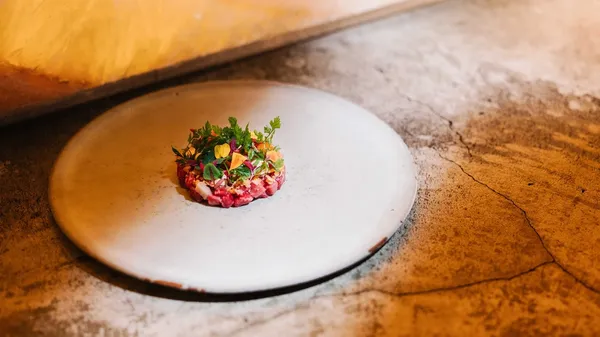 MUME提供_生牛肉韃靼Wagyu-Tartare.jpg