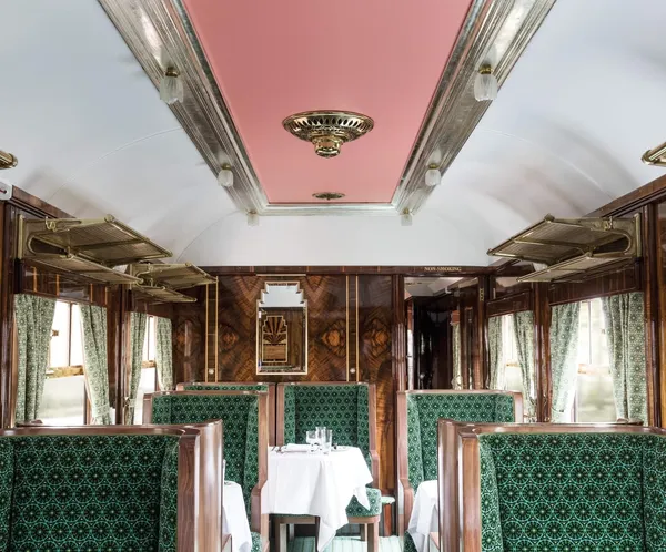 魏斯安德森 Pullman 火車 04.jpg