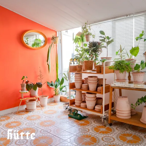 urbanresearch-hutte棚屋品牌介紹-1.jpg