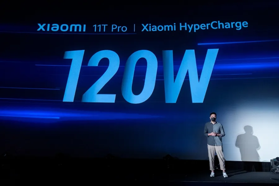 小米Xiaomi 11T系列問世、廣開門市30家，明年高階手機市占能否翻倍挑戰2成？