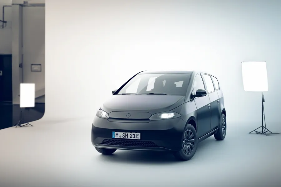減輕50%的太陽能板重量！德國太陽能電動車新創Sono Motors能帶來什麼變革？