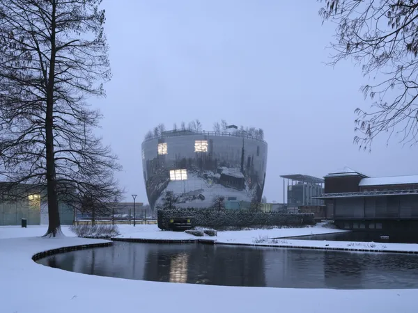 MVRDV 新作五大亮點！全球首見，開放大眾參觀的美術館倉庫 Depot Boijmans Van Beuningen
