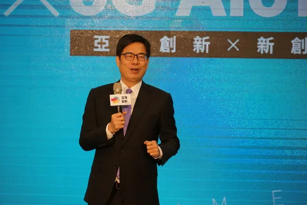 最好的創業時代！Meet大南方首登高雄，陳其邁盼新創與傳產一起實踐高雄創業夢 
