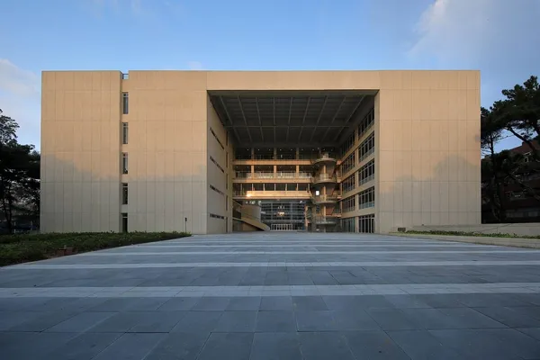 6.中央大學大禮堂 JJP 潘冀 .jpg