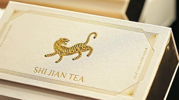 十間茶屋 X but. (we love butter) 2022 虎年限定禮盒.jpg