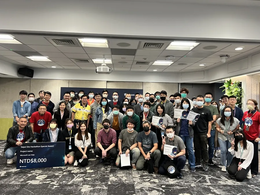 微軟 Hackathon 2021 展現跨域創新力，攜手員工與夥伴打造疫後新服務