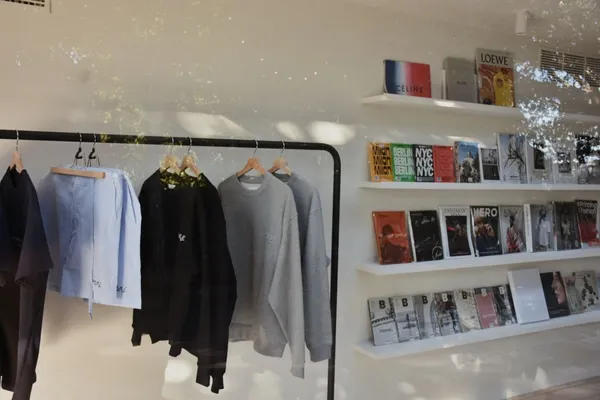 SHOP ACME 場景2.jpg