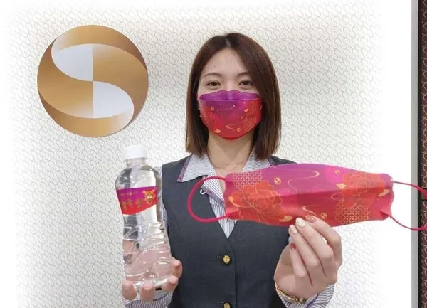 兆豐銀準備發放發財水及 7 萬片的「虎嘯年豐」4D 醫療口罩，