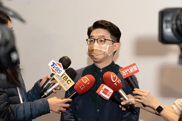 嘖嘖提案大賽記者會2.jpg