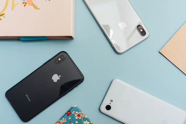 推出爆品還不夠，你得發展「第二曲線」！以iPhone為例，蘋果這樣找到衝刺新品最佳時機 