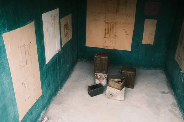 迴島嶼吧_東莒染色計畫_軍事鐵箱_鐵鏽物件_2.jpeg