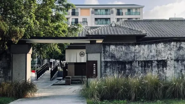 敝墟書店.jpg
