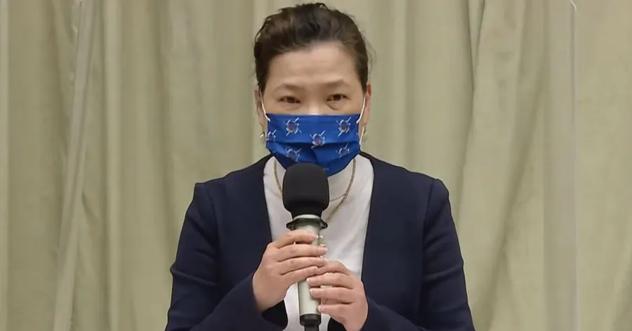 景氣燈號轉黃藍燈,Q3、Q4拚好轉!但GDP能「保2」嗎?王美花這樣說