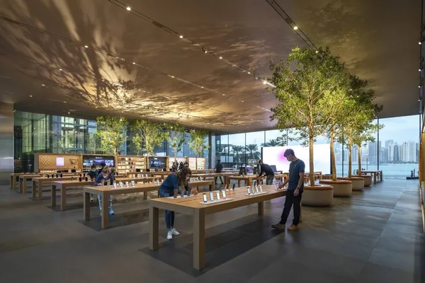 Apple Yas Mall