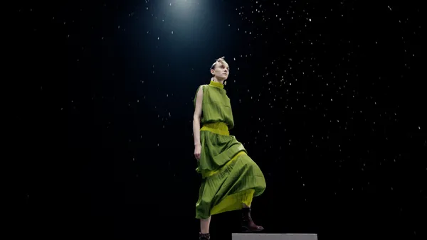 ISSEYMIYAKE_007.jpg