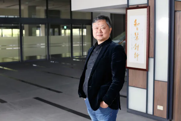 謝明華_政大政治大學數位金融創新實驗室執行長_2022-02-08_侯俊偉攝影