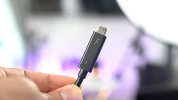 Thunderbolt