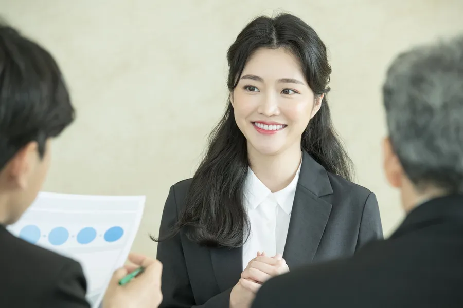 求職自傳不再重要！為何逾4成韓國百大企業擬「淘汰自傳」？人資主管這樣說