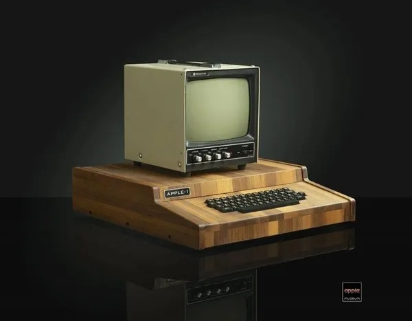 Apple-1