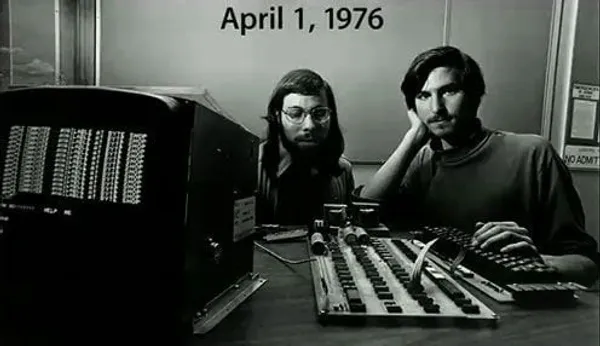 Steve Jobs & Steve Wozniak