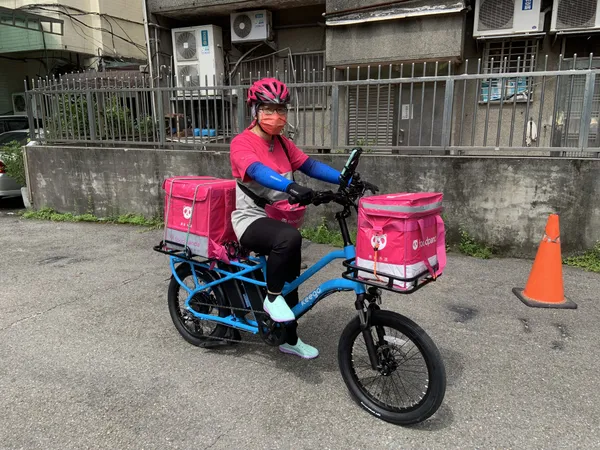 Foodpanda外送員測試Keego腳踏車