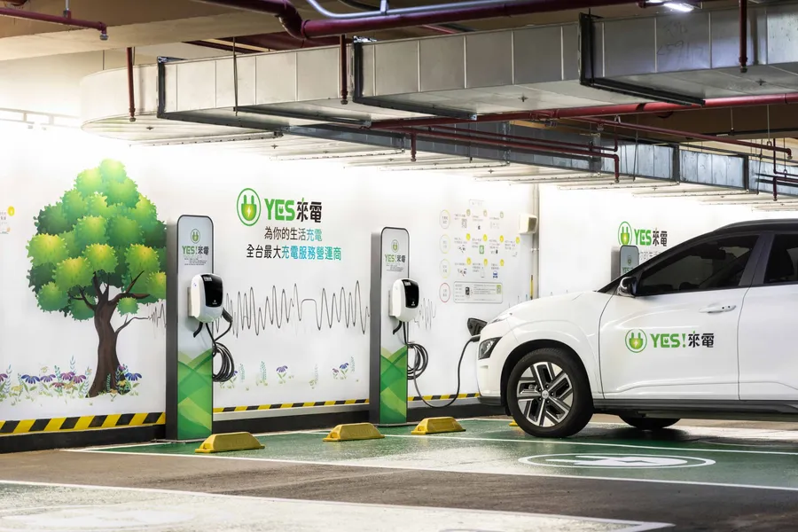 裕電能源攜手京站建置全新充電站，一站滿足全新綠色新生活