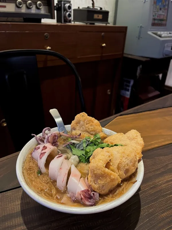 問世茶間