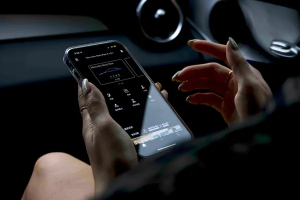 Mercedes-Benz Pass賓士暢行