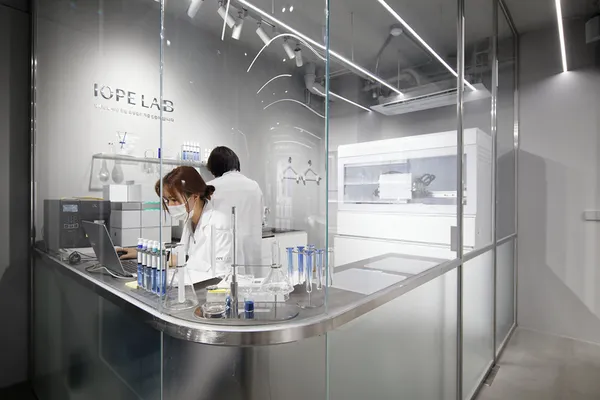 IOPE LAB.png