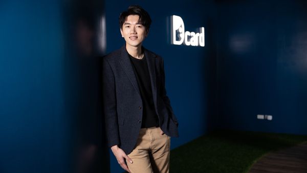  Dcard CEO林裕欽2025覆盤：給出無上限 AI 預算後，工作模式如何被顛覆？