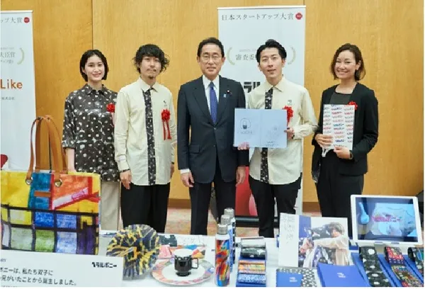 Heralbony創辦人獲頒審查委員會特別賞