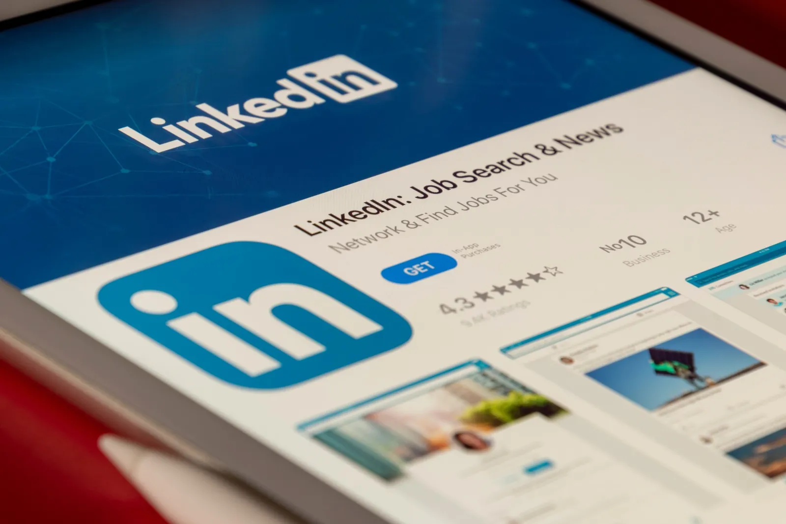 B2B 客戶開發的最佳工具！靠 LinkedIn 擴大人脈鏈結，5 招拓展行銷新機會