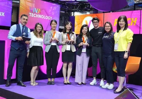 圖說：（左二起）法國電信 Eve Hohman、 鉅怡智慧、鴻辰通訊、愛實境、荷蘭 StartupB