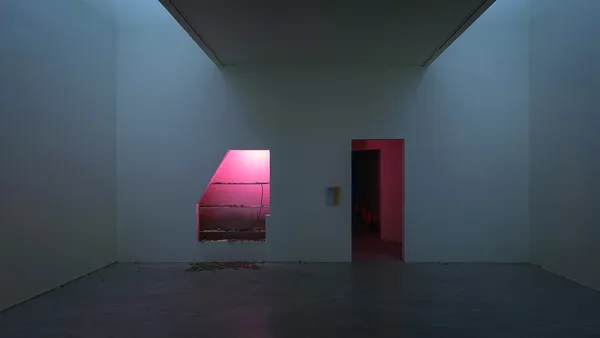 像是一個夜店的小便斗4.jpg