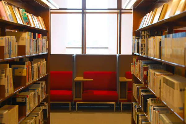石川縣立圖書館
