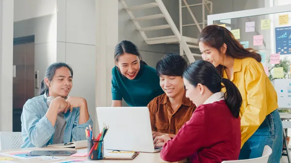 multiracial-group-young-creative-people-smart-casu