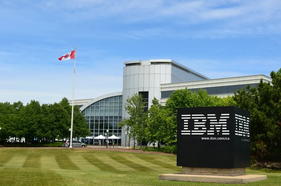 美國科技股哀聲連連，只有2家實現正回報！IBM、VMware為何成2大贏家？
