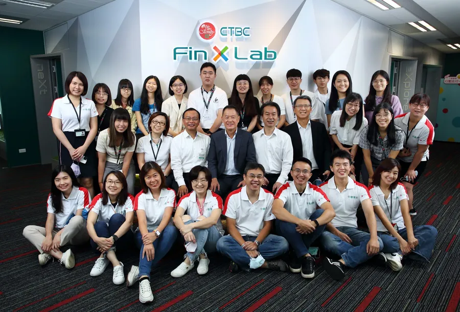 中信推動五校聯盟,向下扎根金融科技人才!董事長利明献:「創新是我們的DNA」