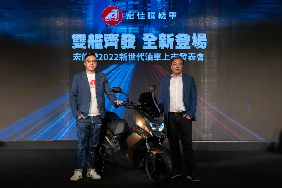 用電動車優點打造燃油車！宏佳騰首發智慧黃牌機車，內建測速提醒