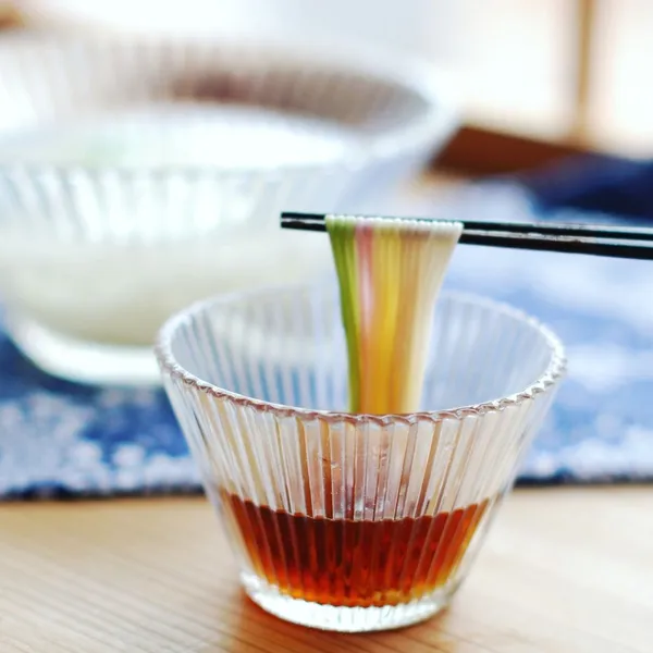 七色蠟筆素麵